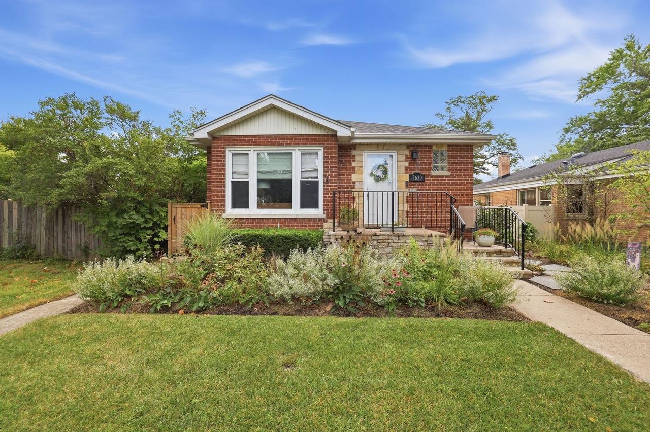 7639 Laramie Ave., Skokie, IL 60077