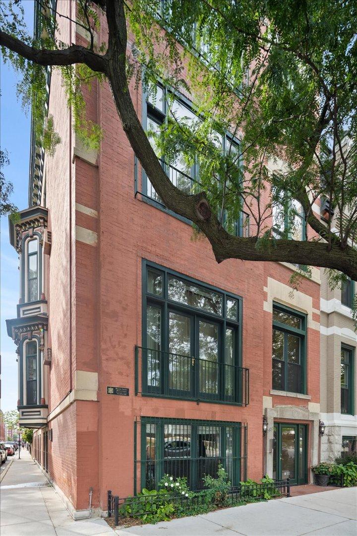 [Address Hidden by Seller], Chicago, IL 60610