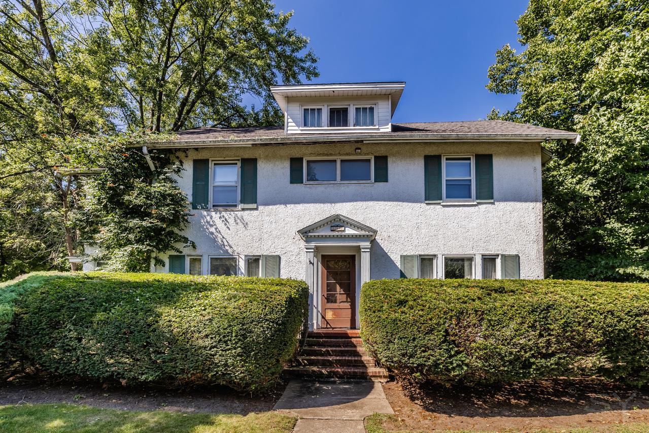 590 Willow Rd., Winnetka, IL 60093
