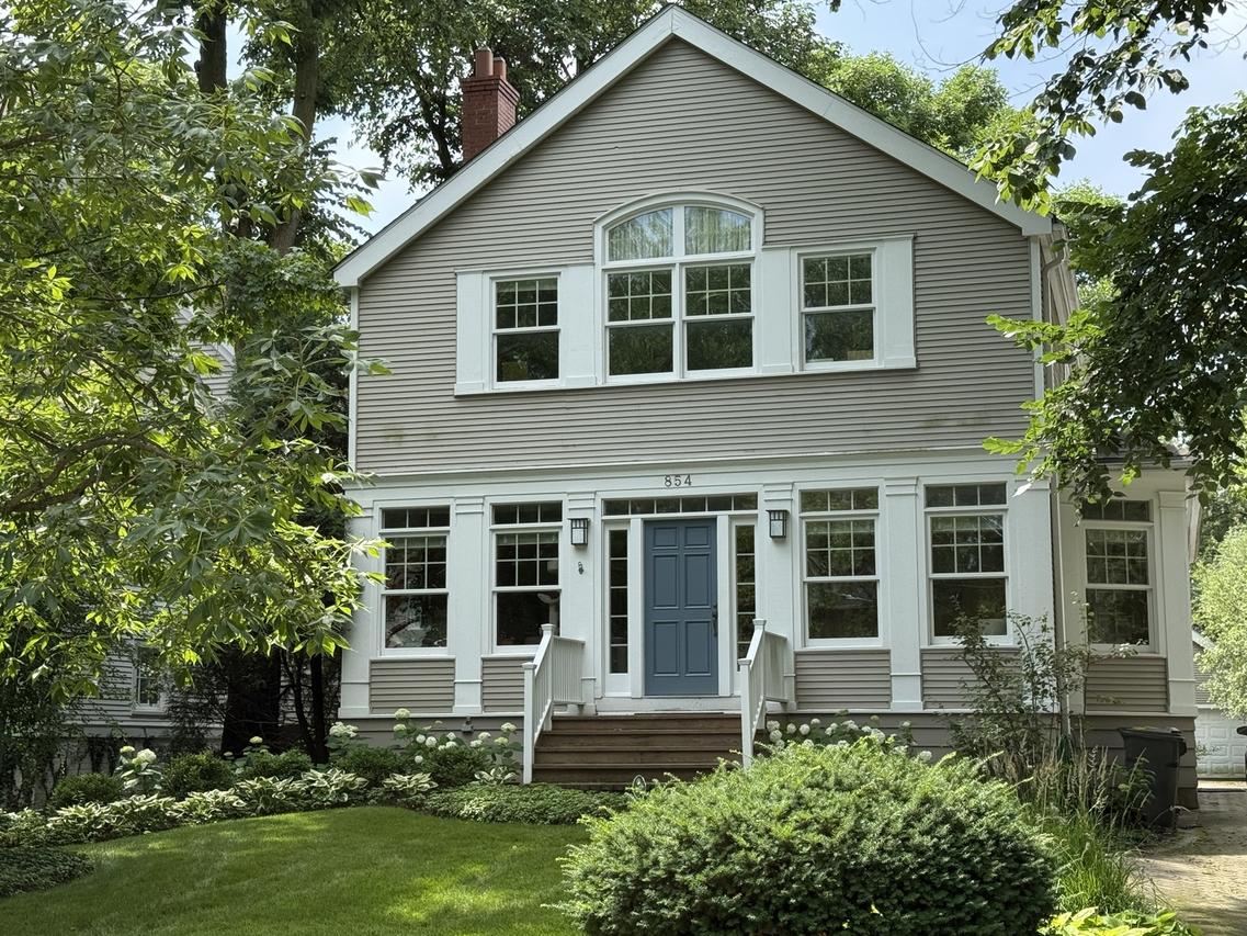 854 Ash St., Winnetka, IL 60093
