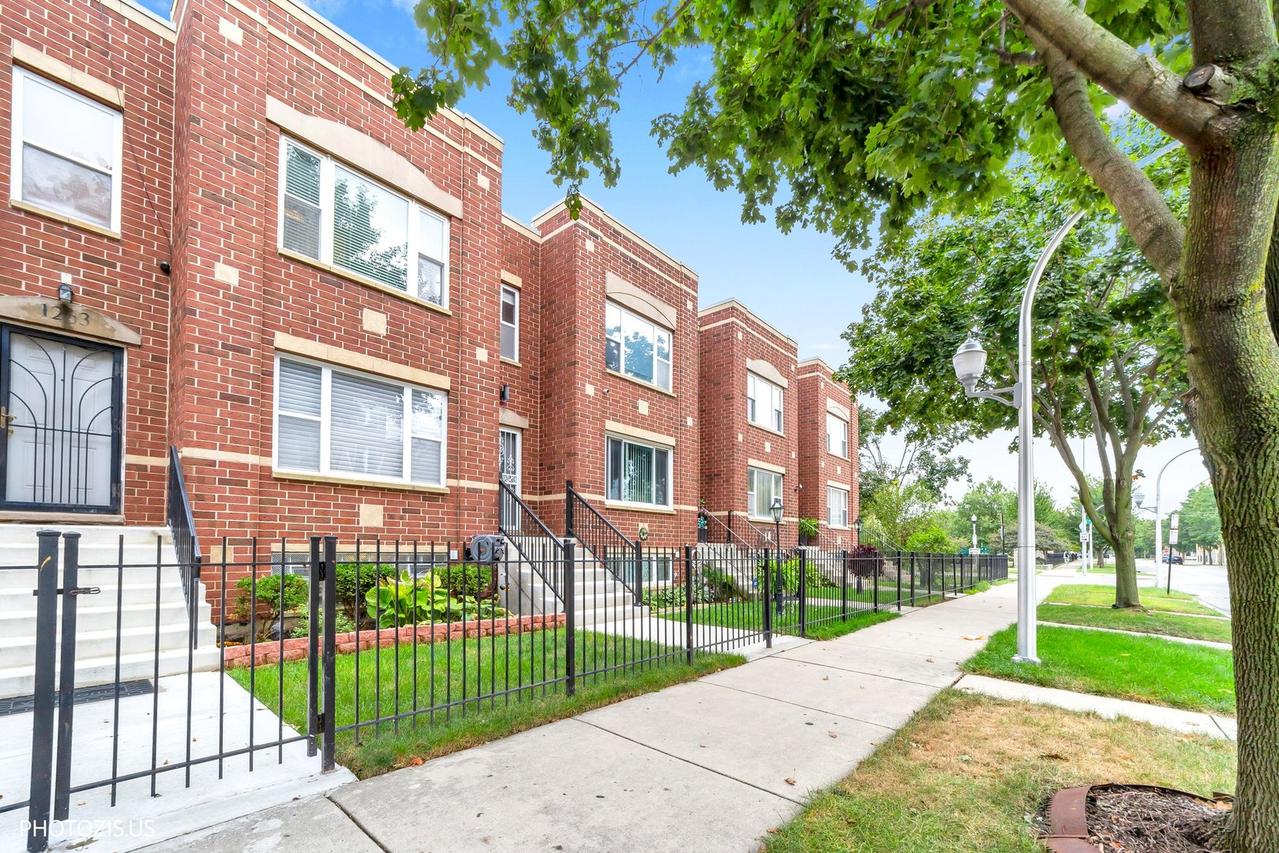1265 S Saint Louis Ave., Chicago, IL 60623