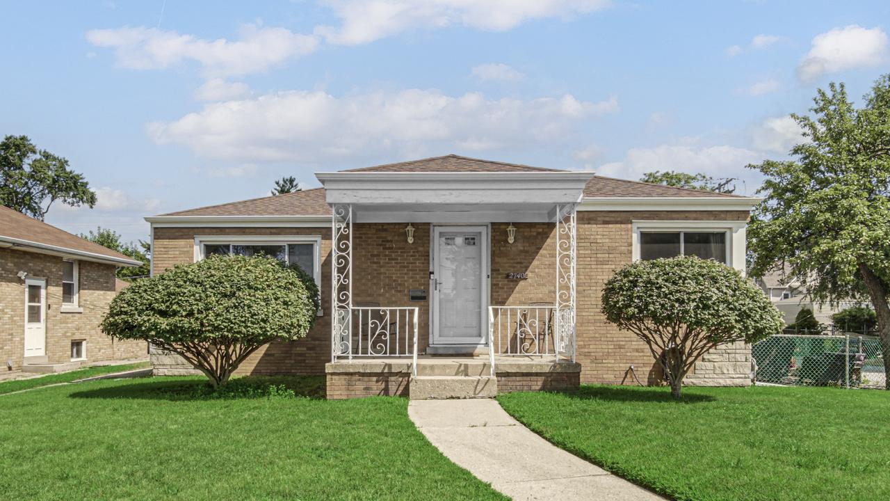 2740 Ridge Rd., Lansing, IL 60438