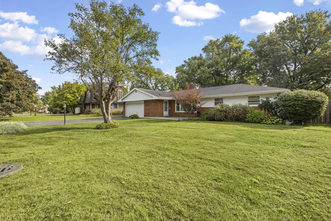 13057 S 71st Ave., Palos Heights, IL 60463