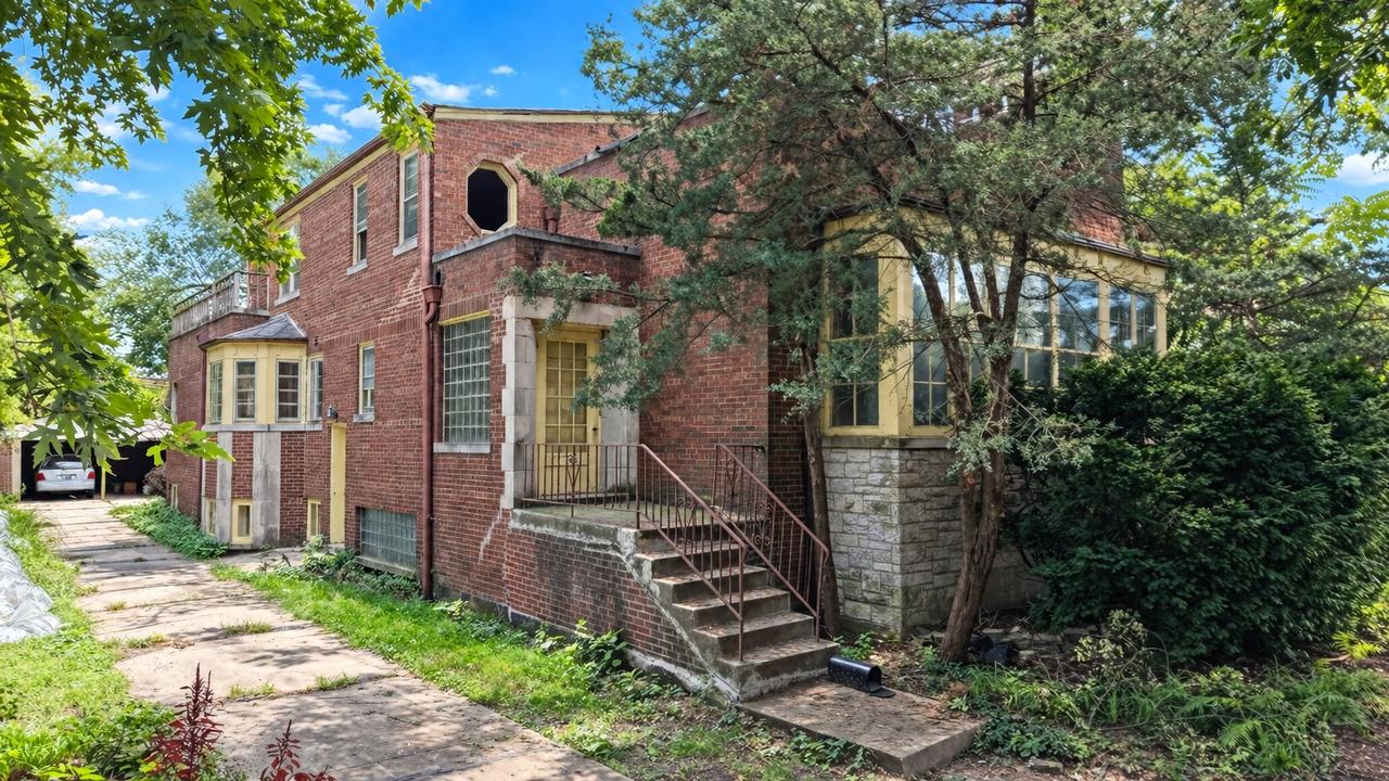 934 Forest Ave., Oak Park, IL 60302