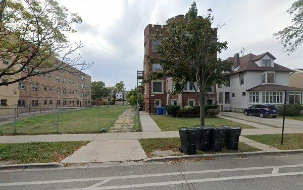 [Address Hidden by Seller], Chicago, IL 60649