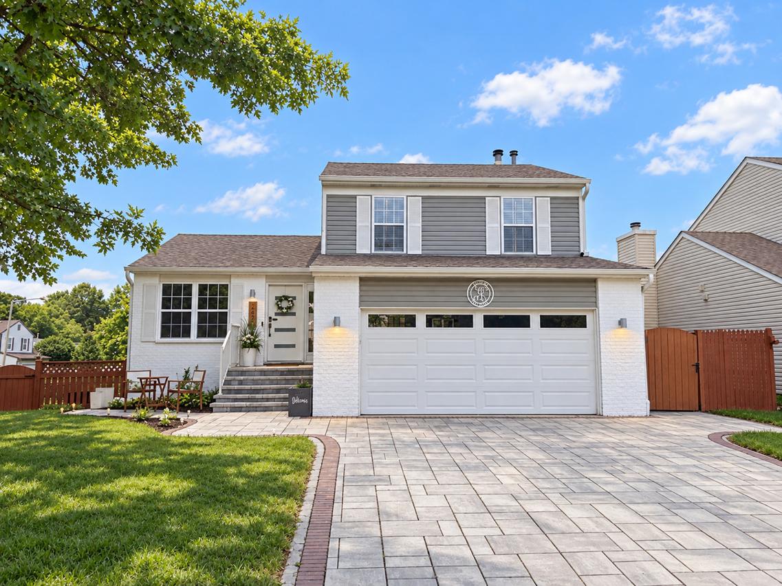 1423 Pioneer Ct., Waukegan, IL 60085