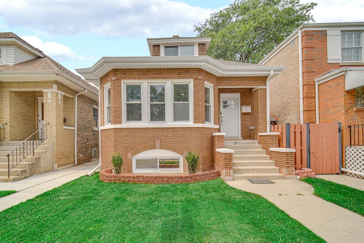 3048 N Marmora Ave., Chicago, IL 60634