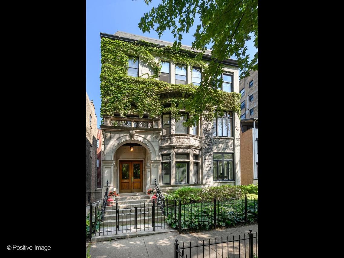556 W Arlington Pl. #3, Chicago, IL 60614