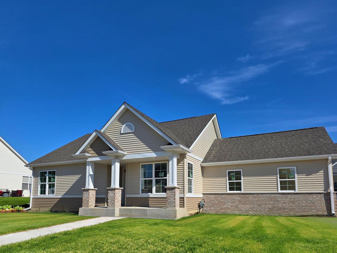 1618 Augusta Ln., Shorewood, IL 60404