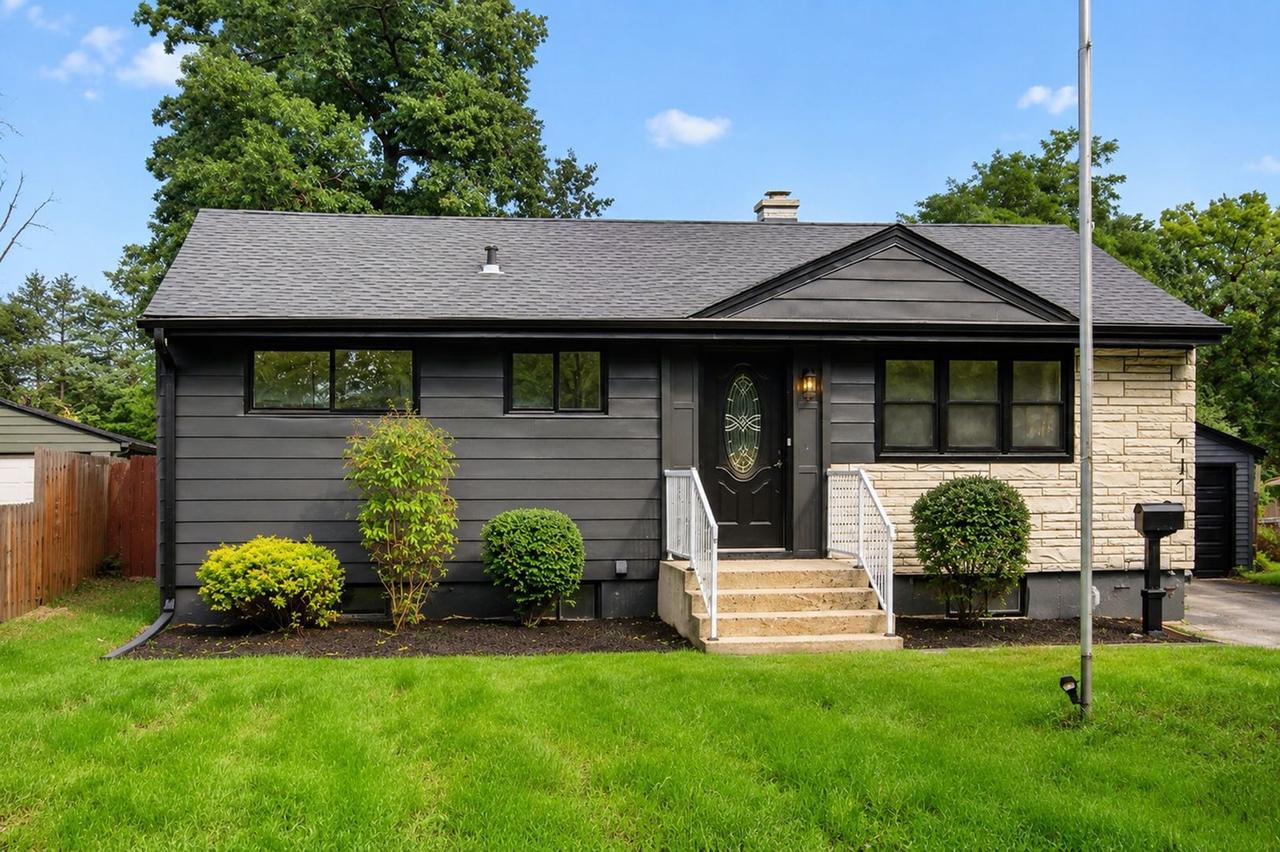 717 Kirkwood Ave., Winthrop Harbor, IL 60096