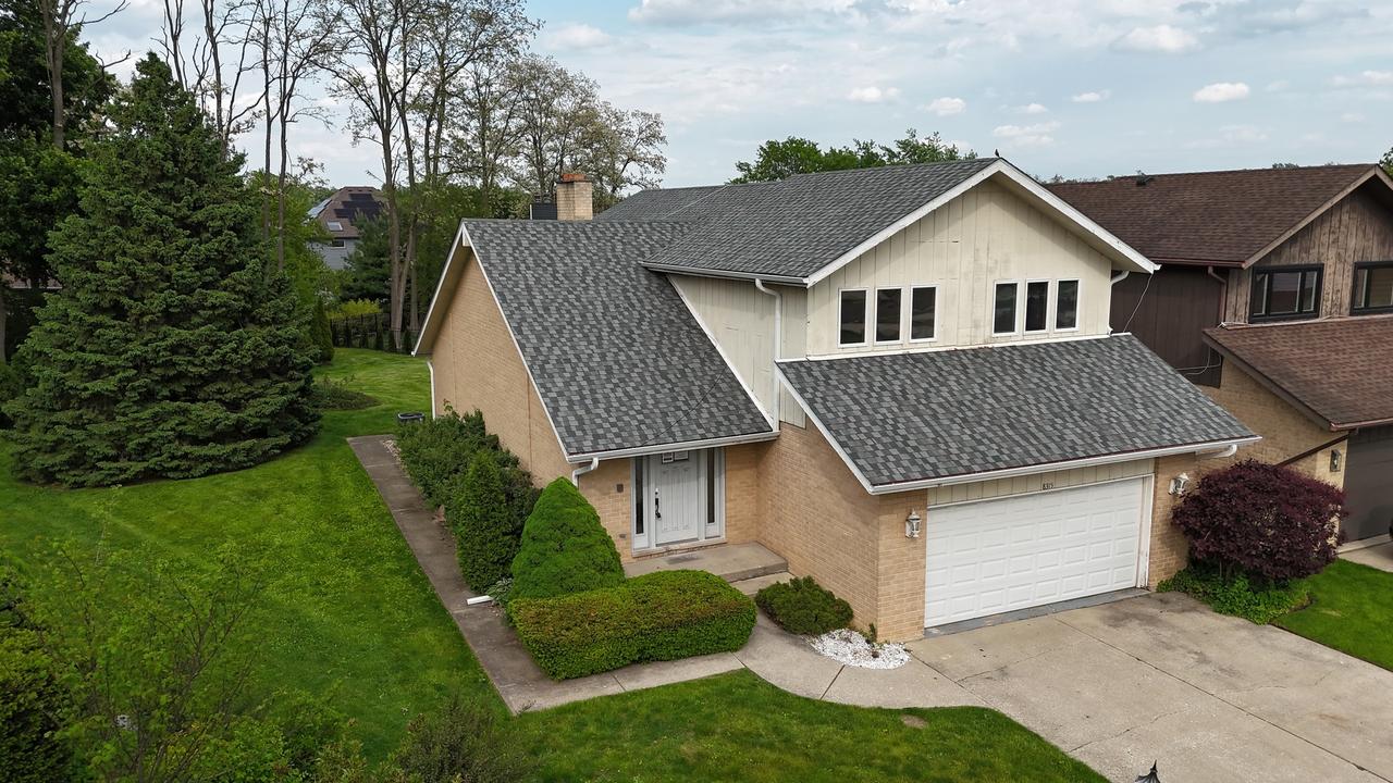 8315 Helen Ct., Downers Grove, IL 60516