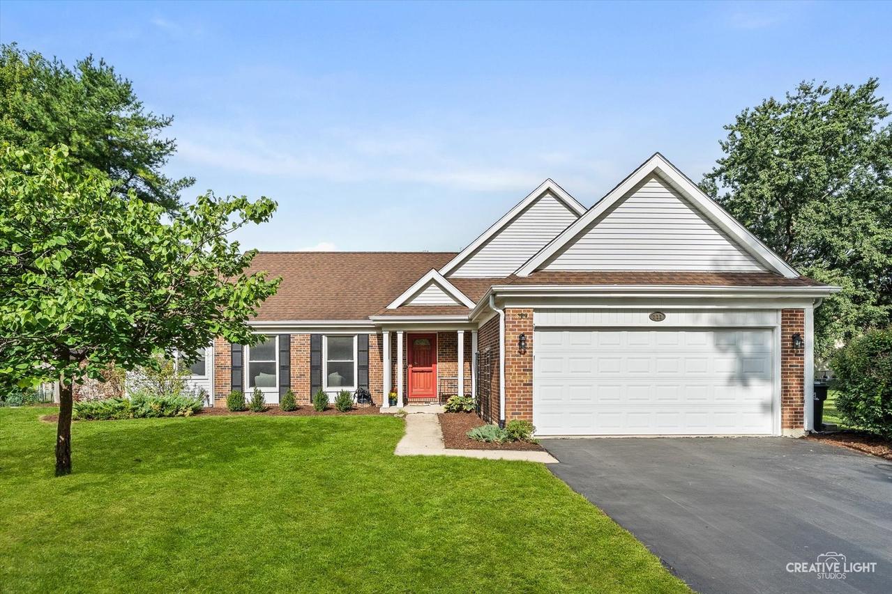 311 Devlin Ct., Naperville, IL 60565