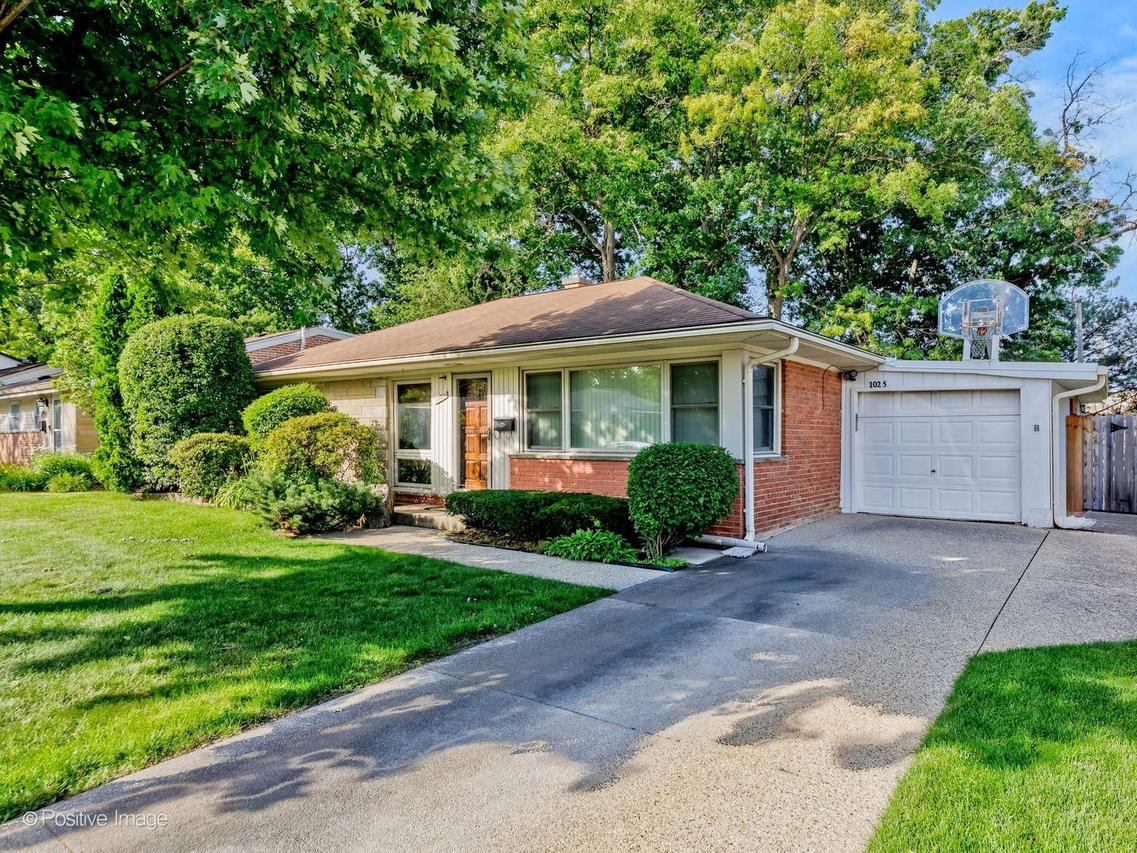 1025 Longaker Rd., Northbrook, IL 60062