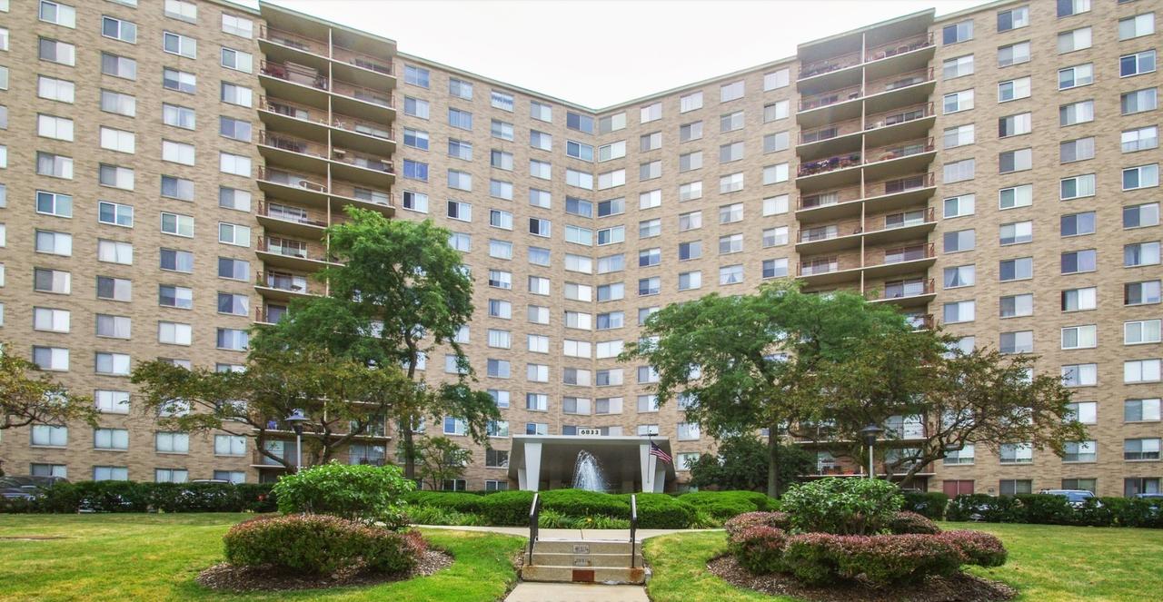 6833 N Kedzie Ave. #914, Chicago, IL 60645