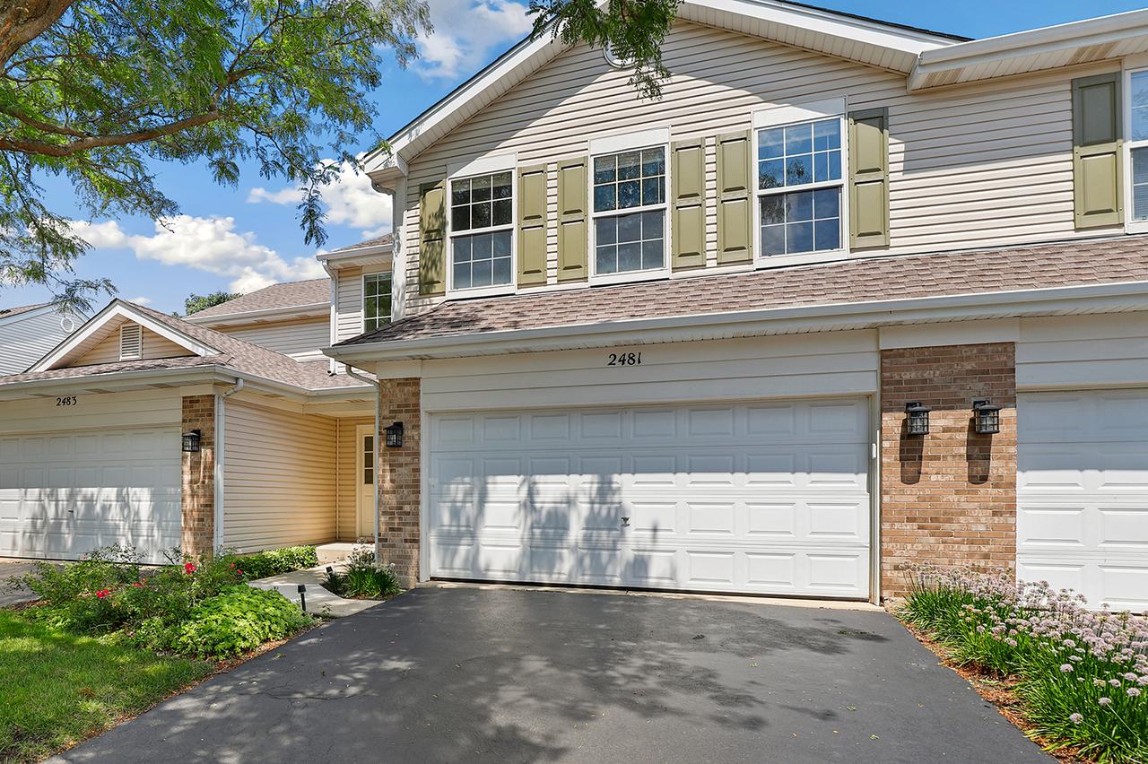 2481 Stoughton Cir., Aurora, IL 60502