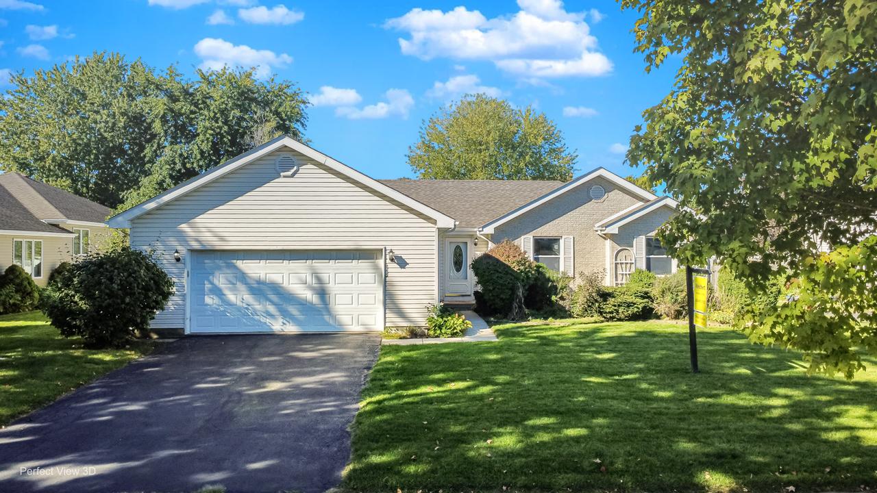 889 Redwood Dr., Elwood, IL 60421