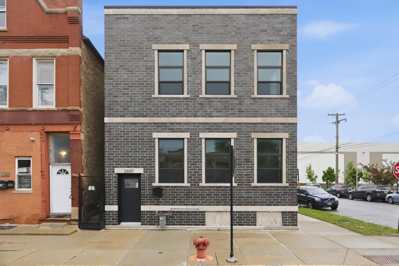 2600 W 25th St., Chicago, IL 60608