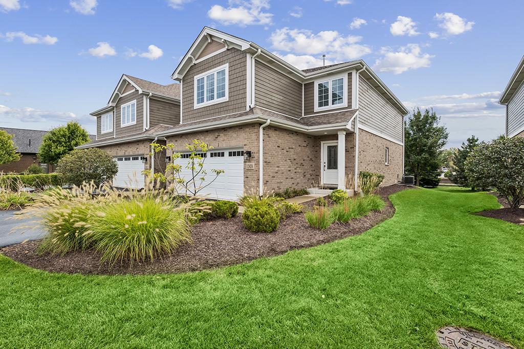 12424 Lacey Dr., Lemont, IL 60439