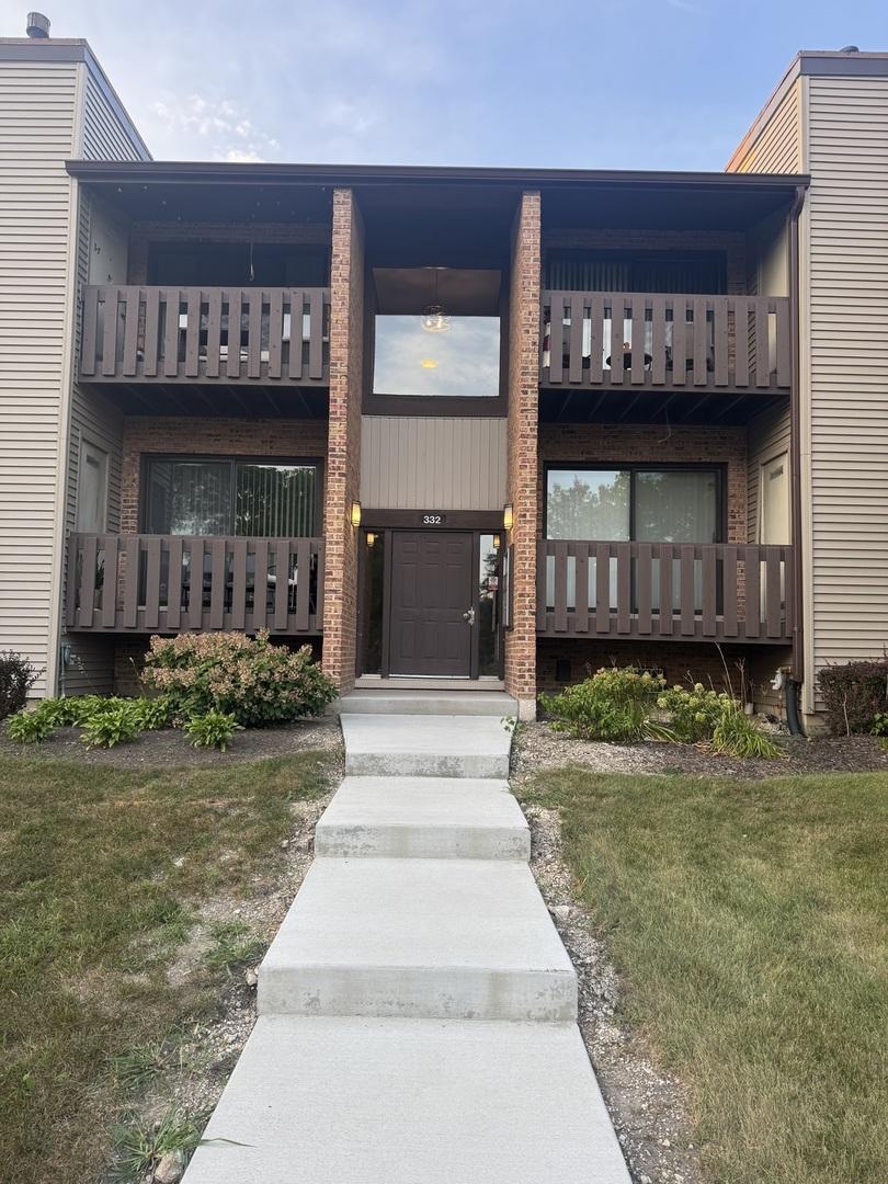 332 Sheridan Dr. #1C, Willowbrook, IL 60527