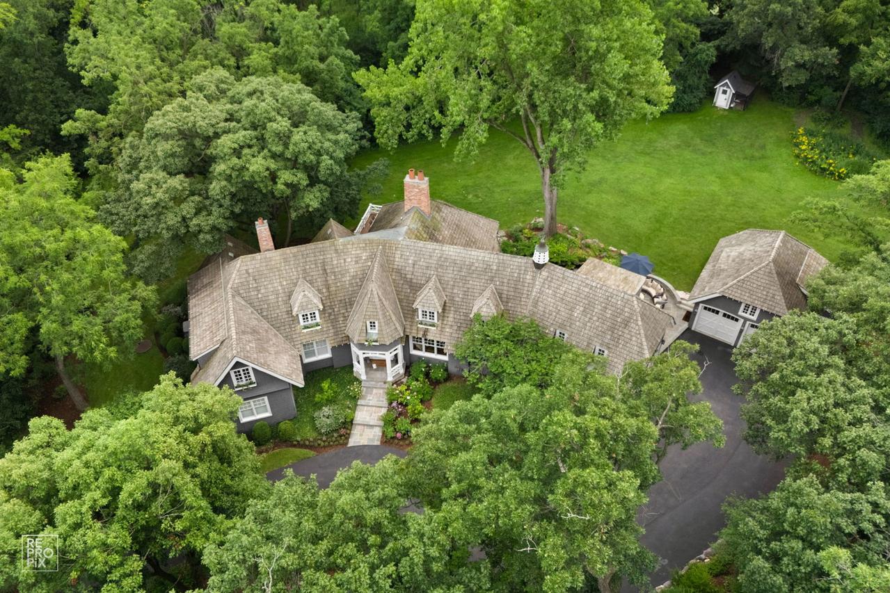 3404 Adams Rd., Oak Brook, IL 60523