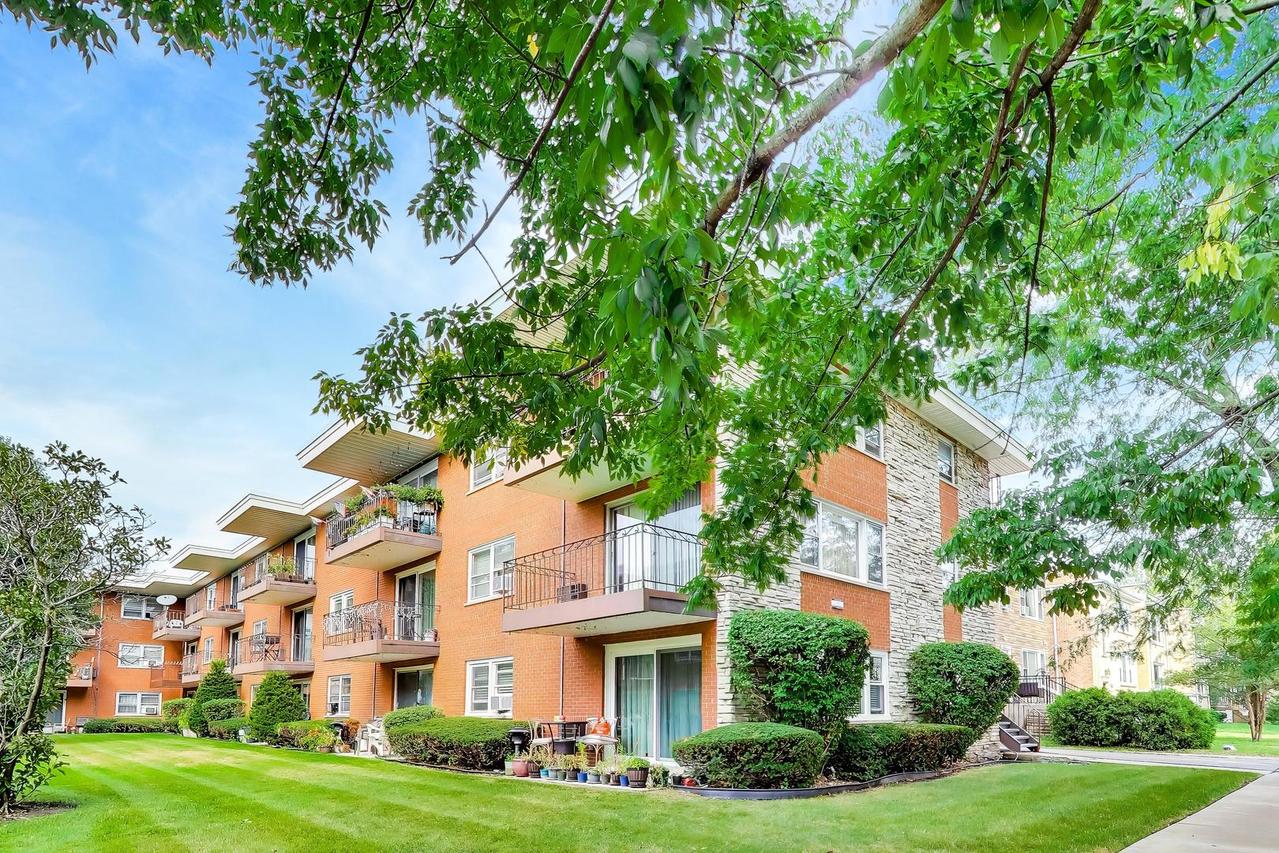 5432 W Windsor Ave. #2A, Chicago, IL 60630