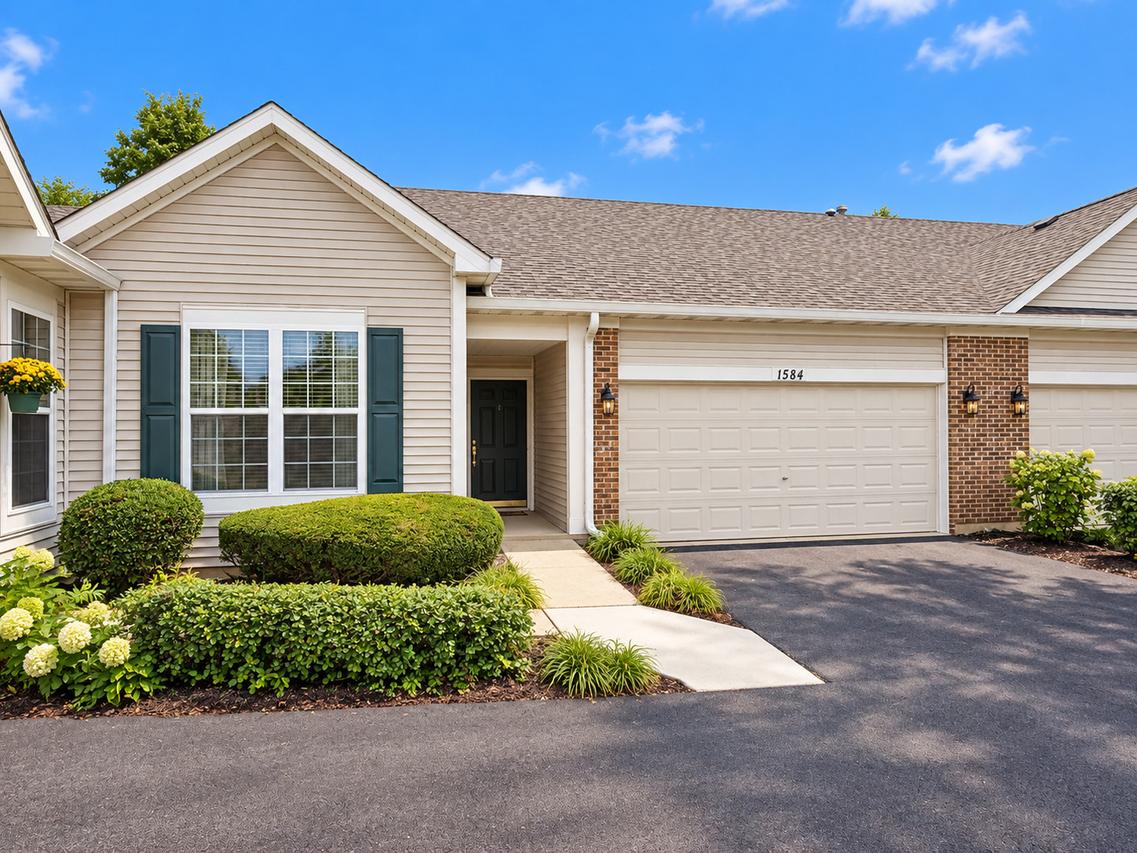 1584 W Ludington Cir., Romeoville, IL 60446