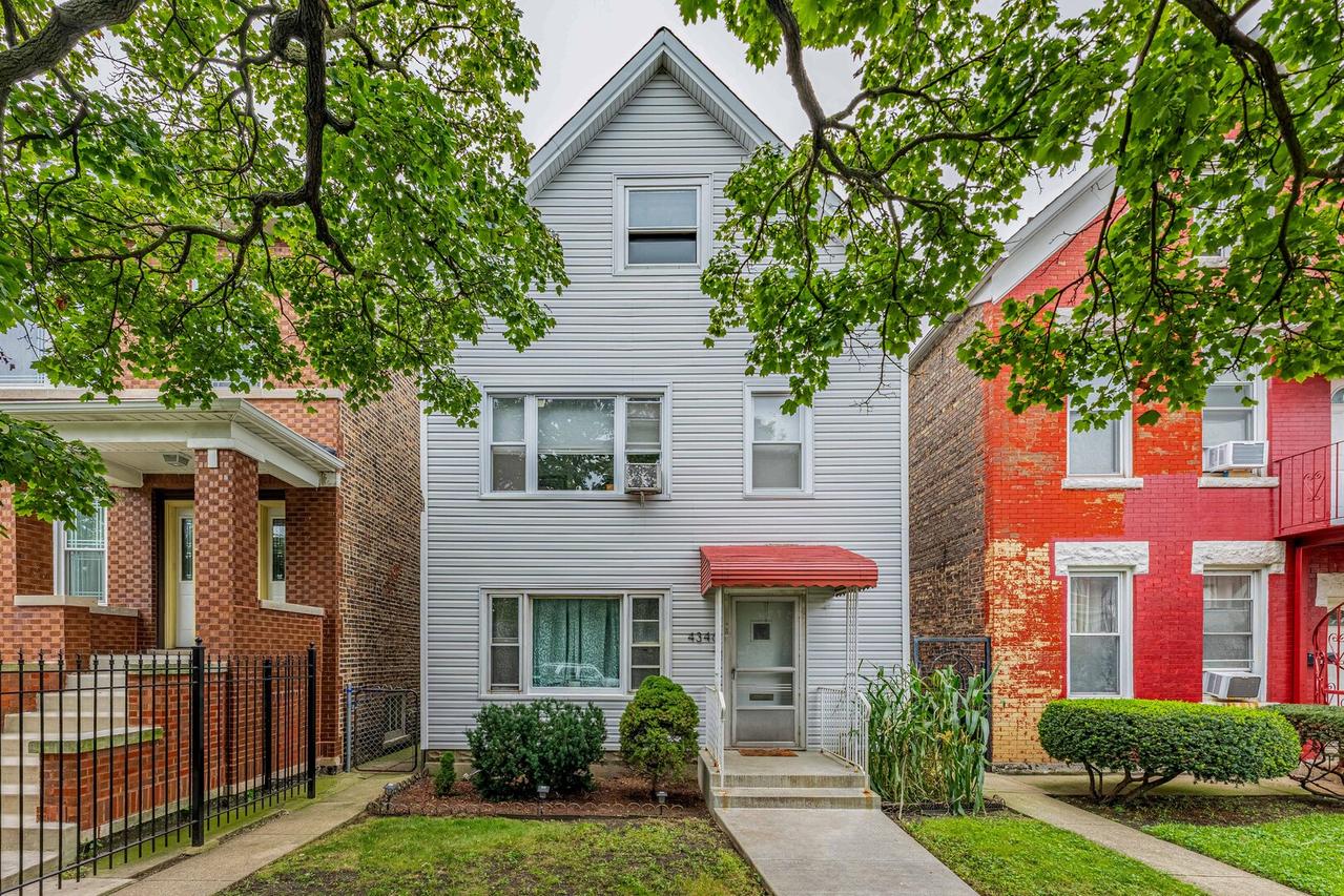 [Address Hidden by Seller], Chicago, IL 60632
