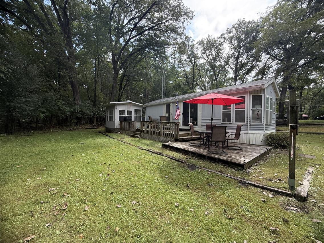 16-66 Woodhaven Lakes, Sublette, IL 61367