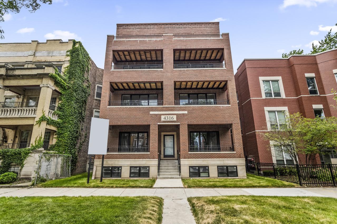 4316 S Michigan Ave. #3S, Chicago, IL 60653