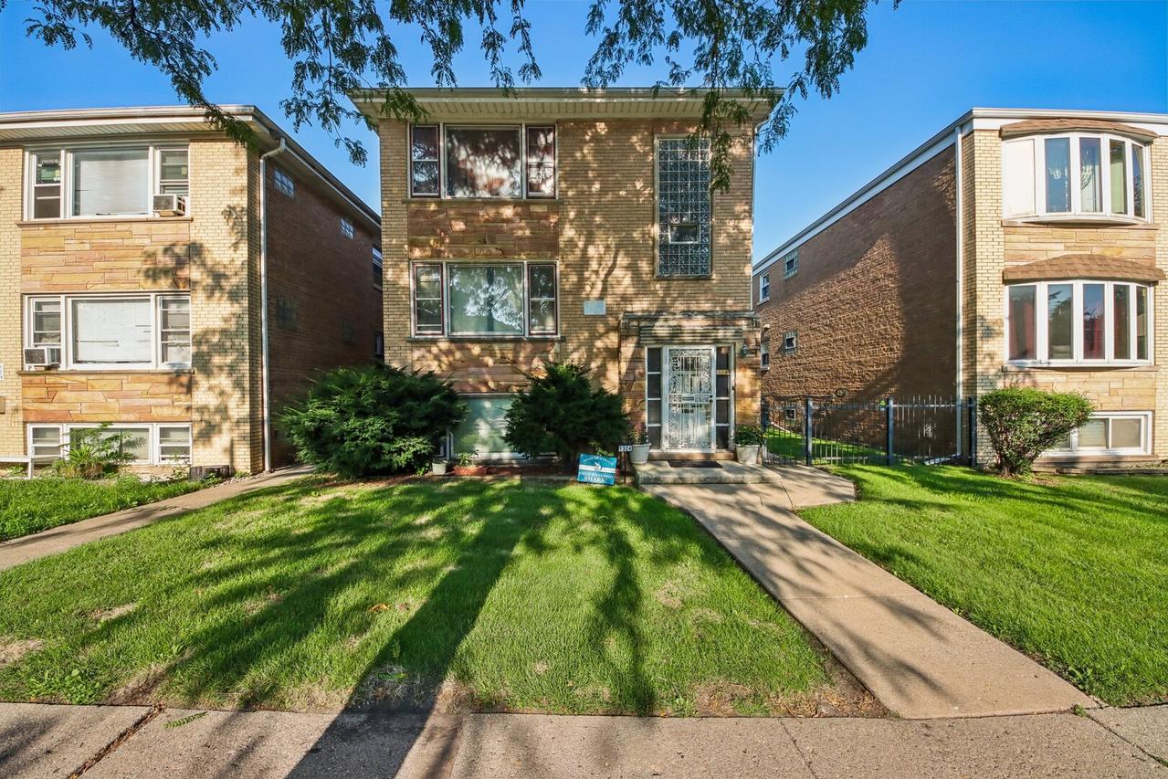 1324 N Laramie Ave., Chicago, IL 60651