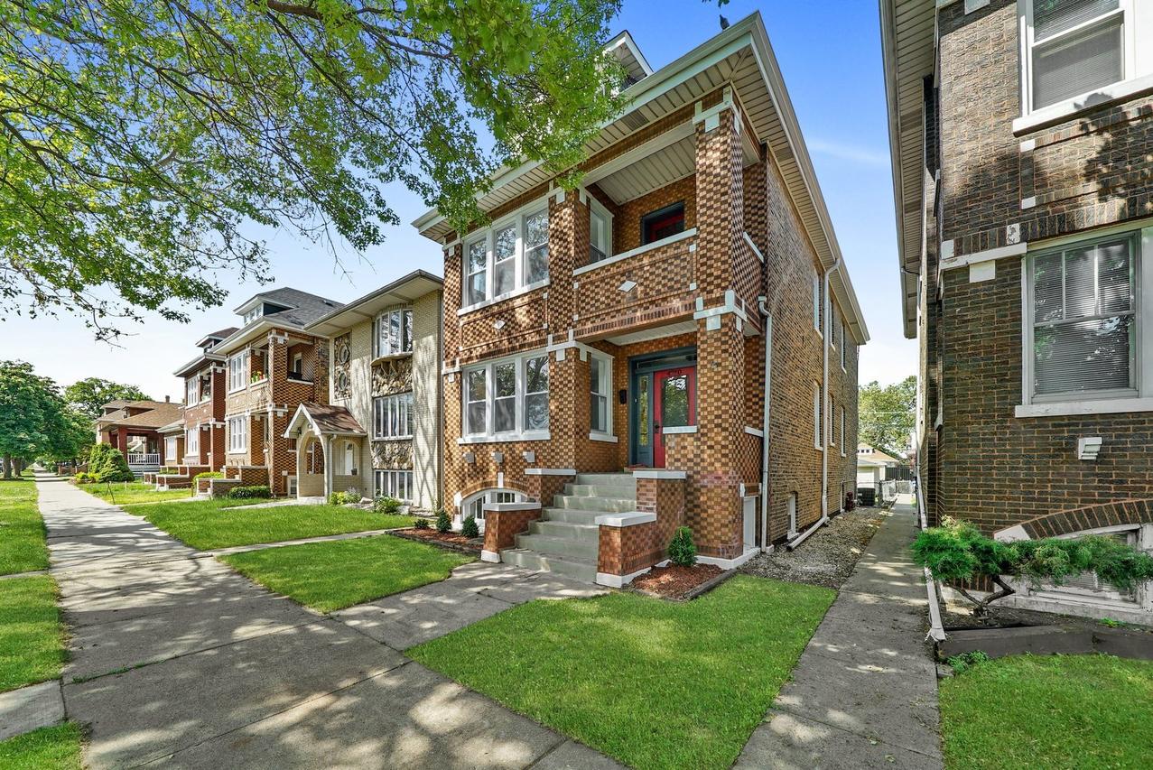 4730 S Komensky Ave., Chicago, IL 60632