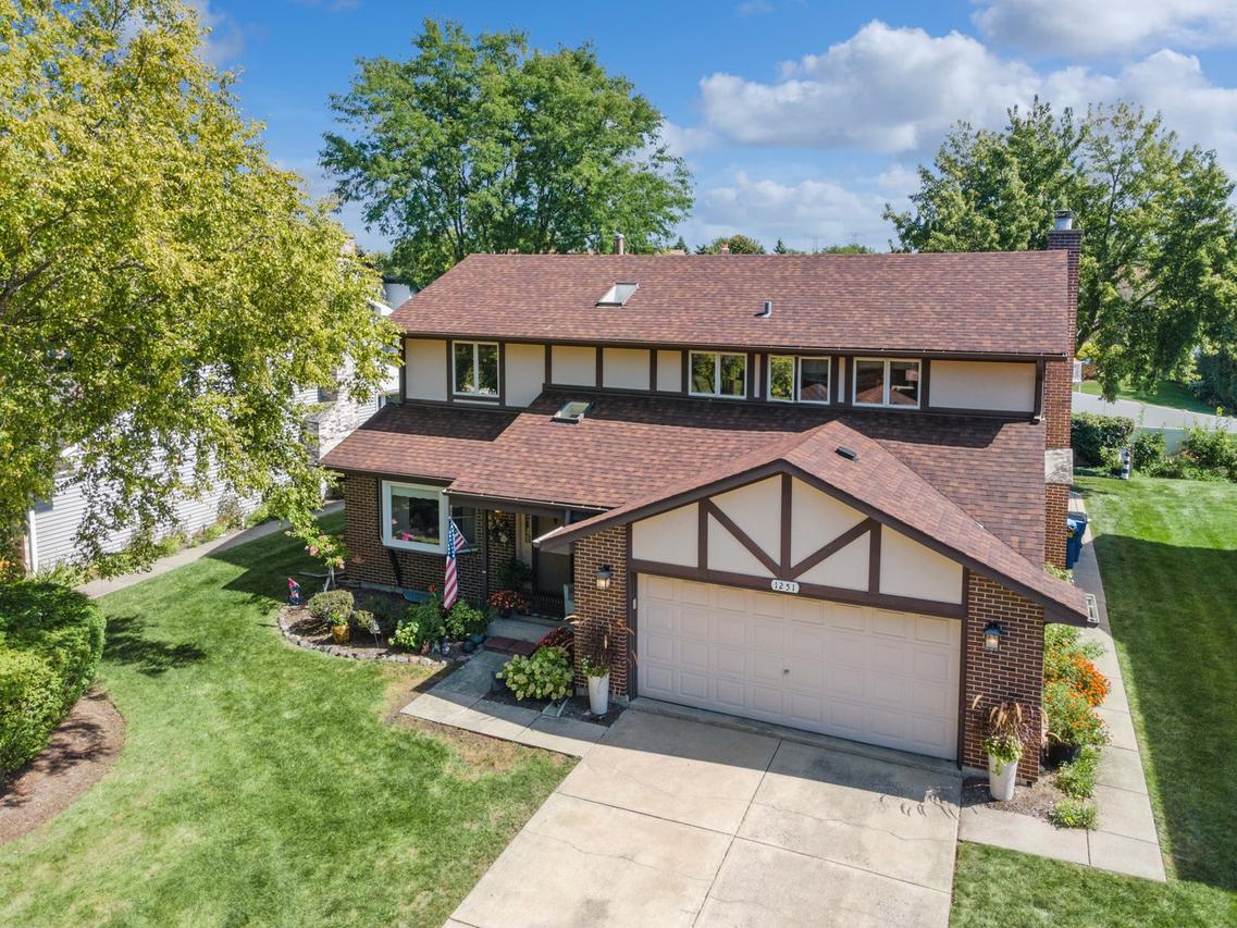 1251 N Scarlet Dr., Addison, IL 60101