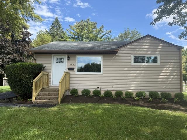 1945 Creek Rd., Waukegan, IL 60087