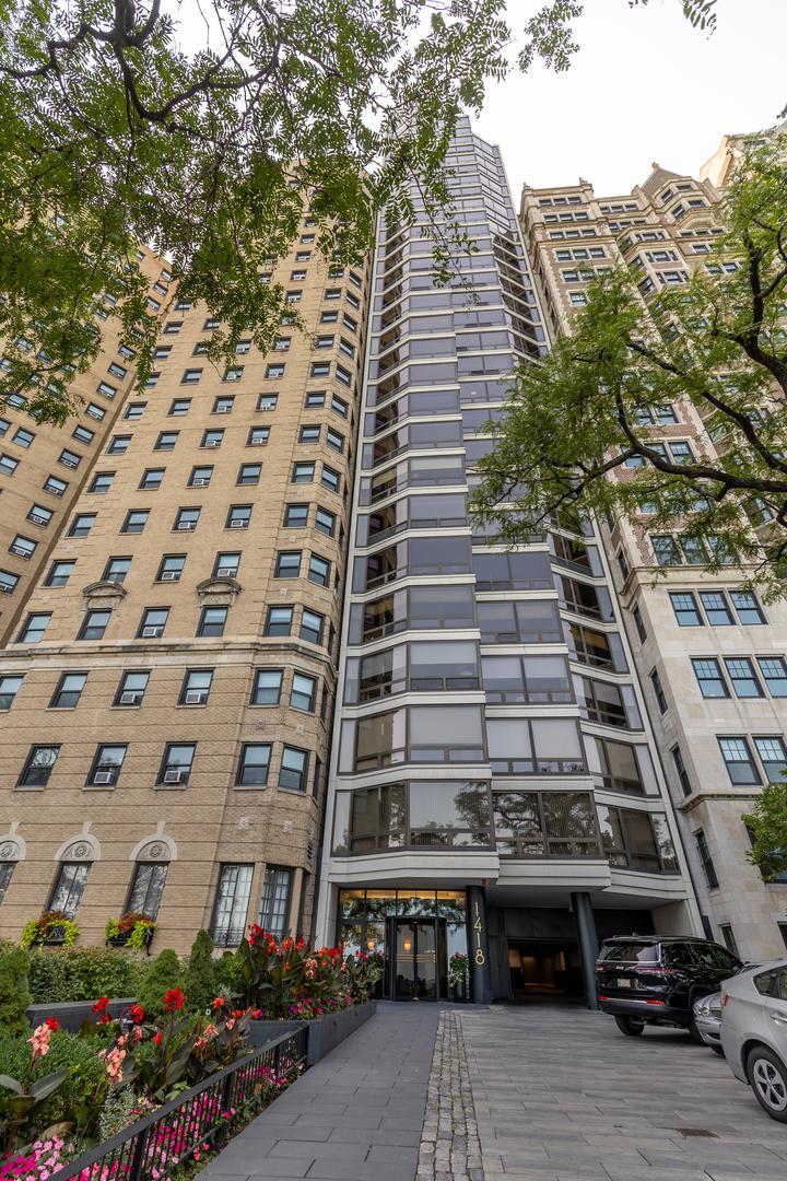1418 N Lake Shore Dr. #28, Chicago, IL 60610