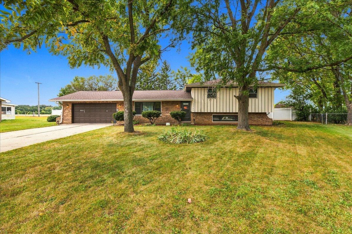 23949 W Plainsman Cir., Plainfield, IL 60586