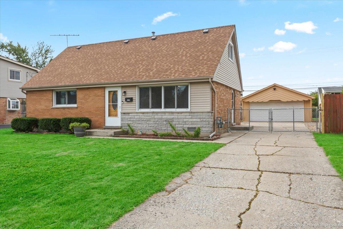 6927 Olympic Dr., Bridgeview, IL 60455