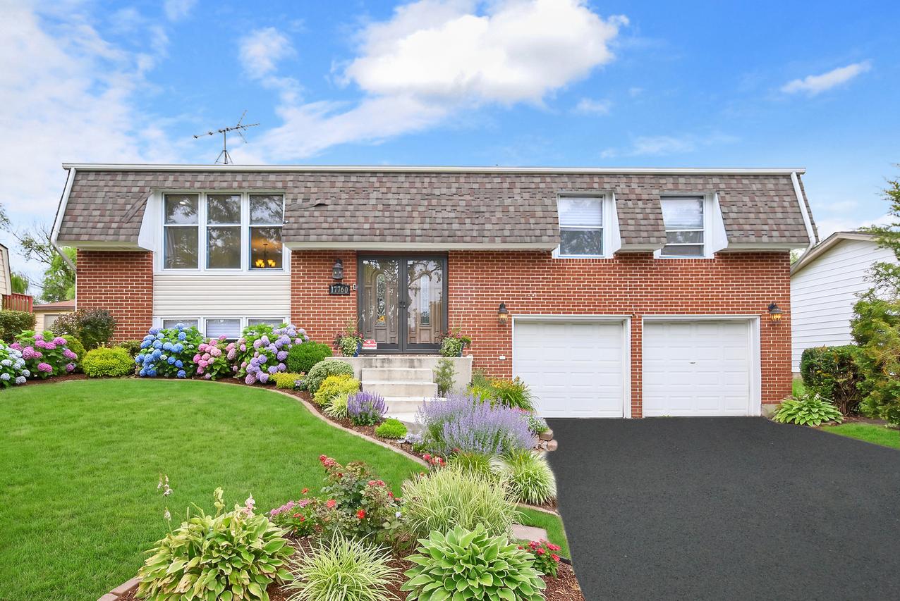 17760 Arlington Dr., Country Club Hills, IL 60478