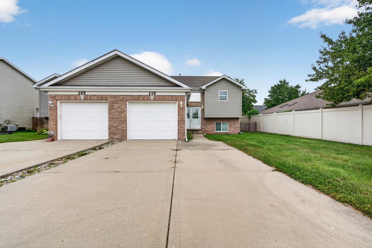 135 Kevin Dr., Coal City, IL 60416