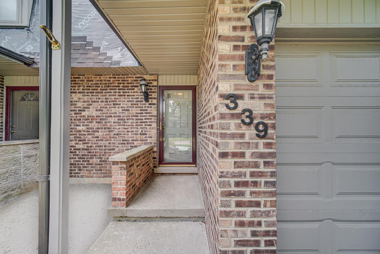 339 Getchell Ave., Grayslake, IL 60030