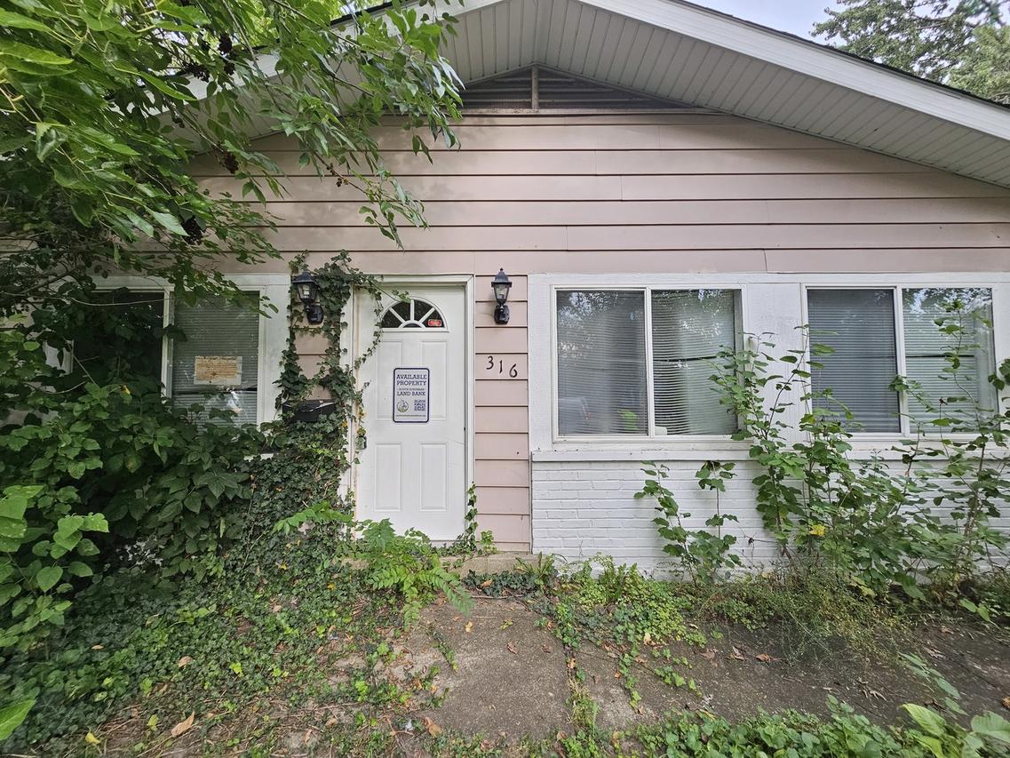 316 Winnebago St., Park Forest, IL 60466