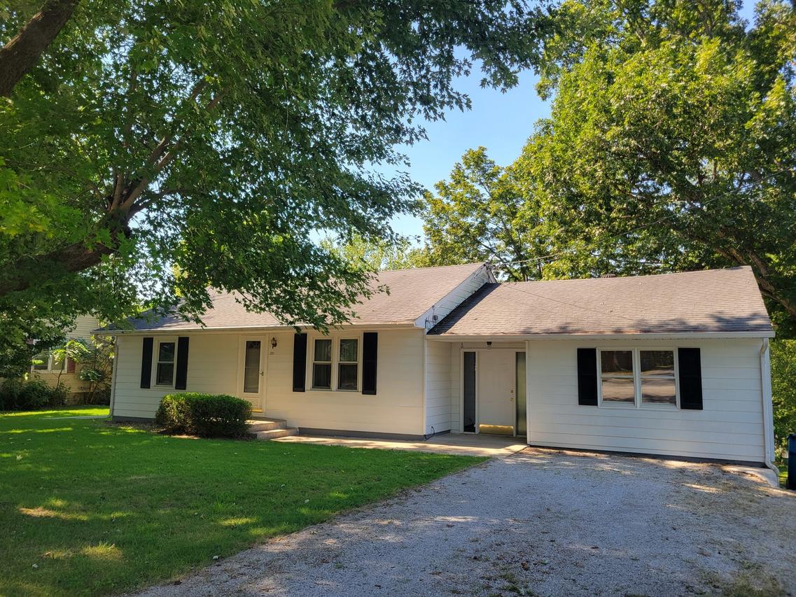 201 Williford Rd., Jonesboro, IL 62952