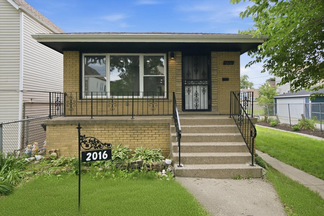 2016 W 52nd St., Chicago, IL 60609