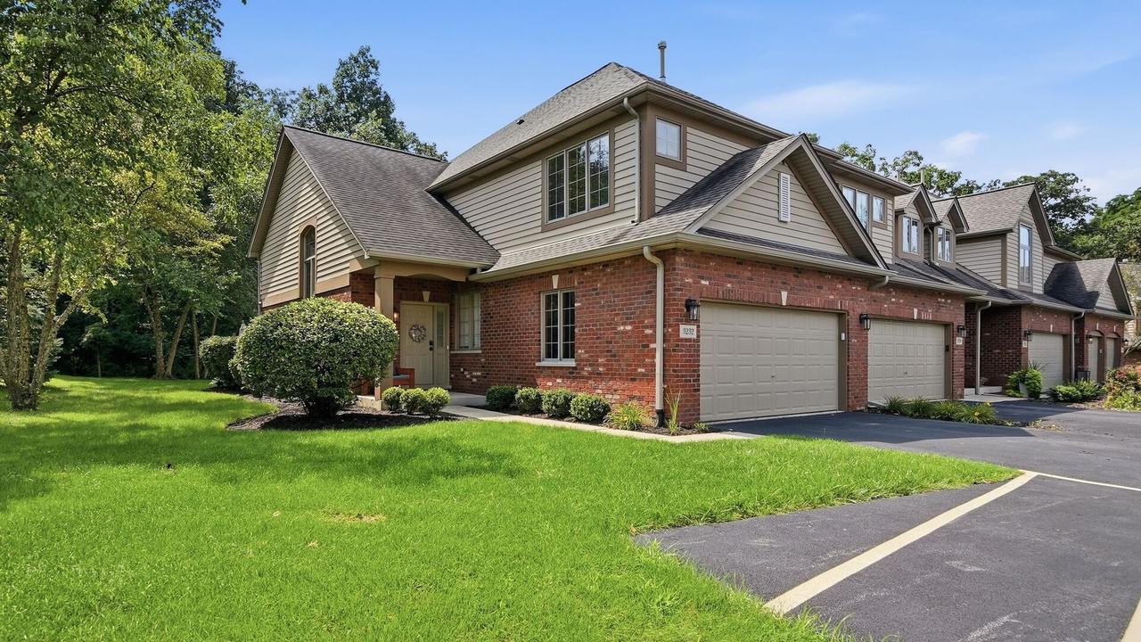 3232 Lightning Ct., New Lenox, IL 60451