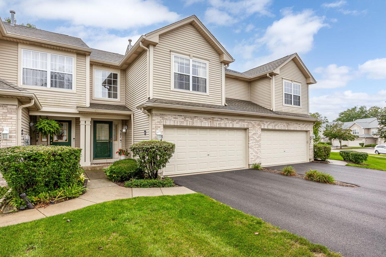 347 Gladstone Ln., Elgin, IL 60120