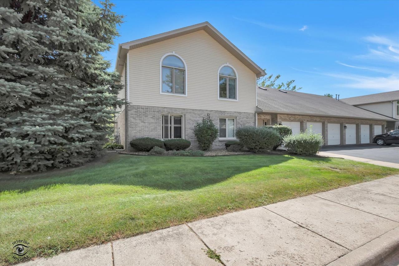 2680 Crescenzo Dr. #C, Joliet, IL 60436