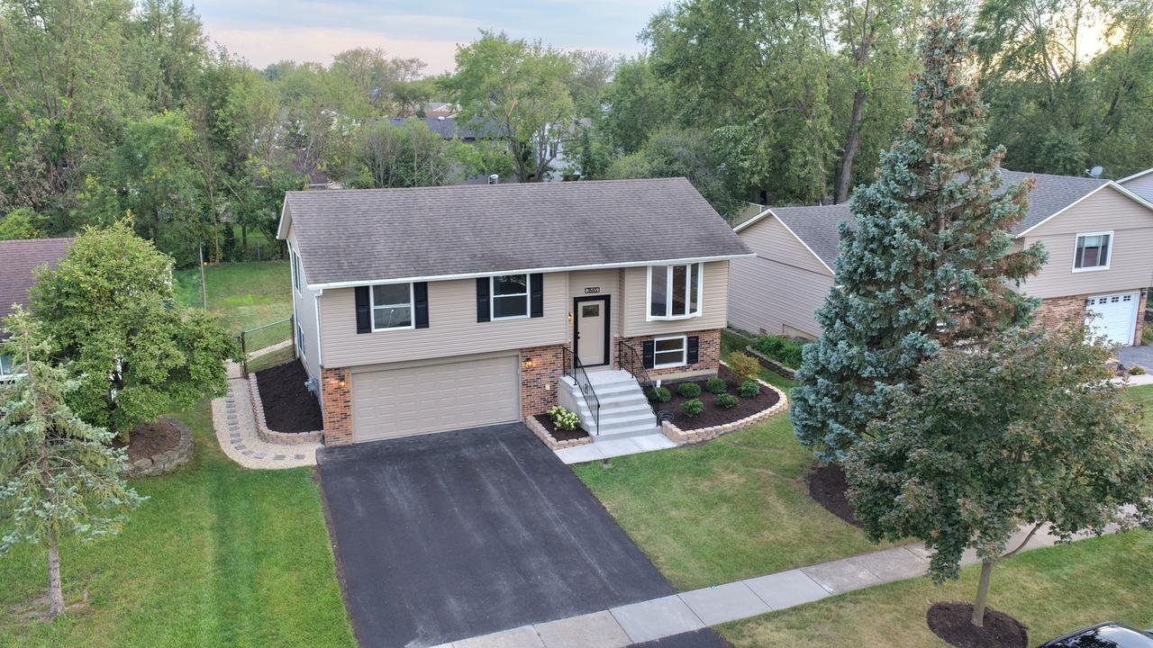 7665 W Sterling Dr., Frankfort, IL 60423