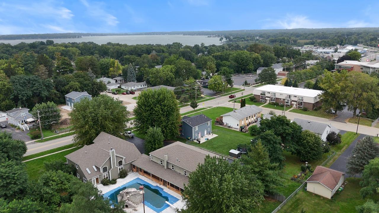 235 E Grand Ave., Fox Lake, IL 60020