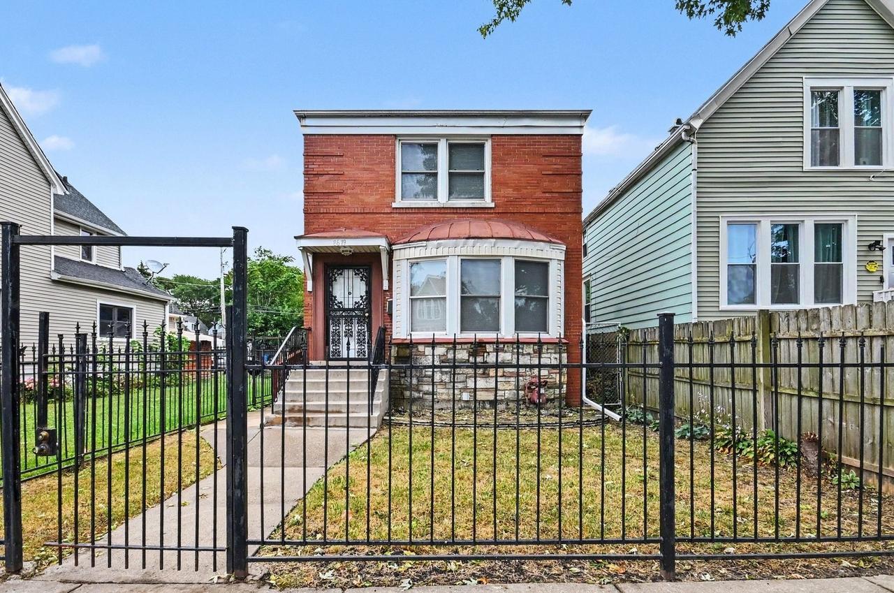 8619 S Morgan St., Chicago, IL 60620