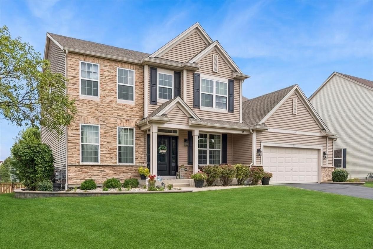 711 Jorstad Dr., North Aurora, IL 60542