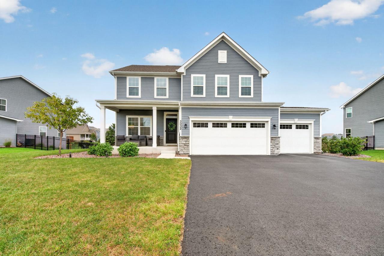 3032 Grande Tr., Yorkville, IL 60560